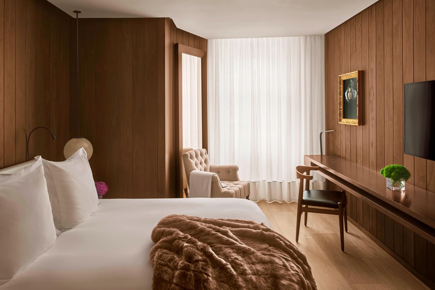 Queen Guest Room