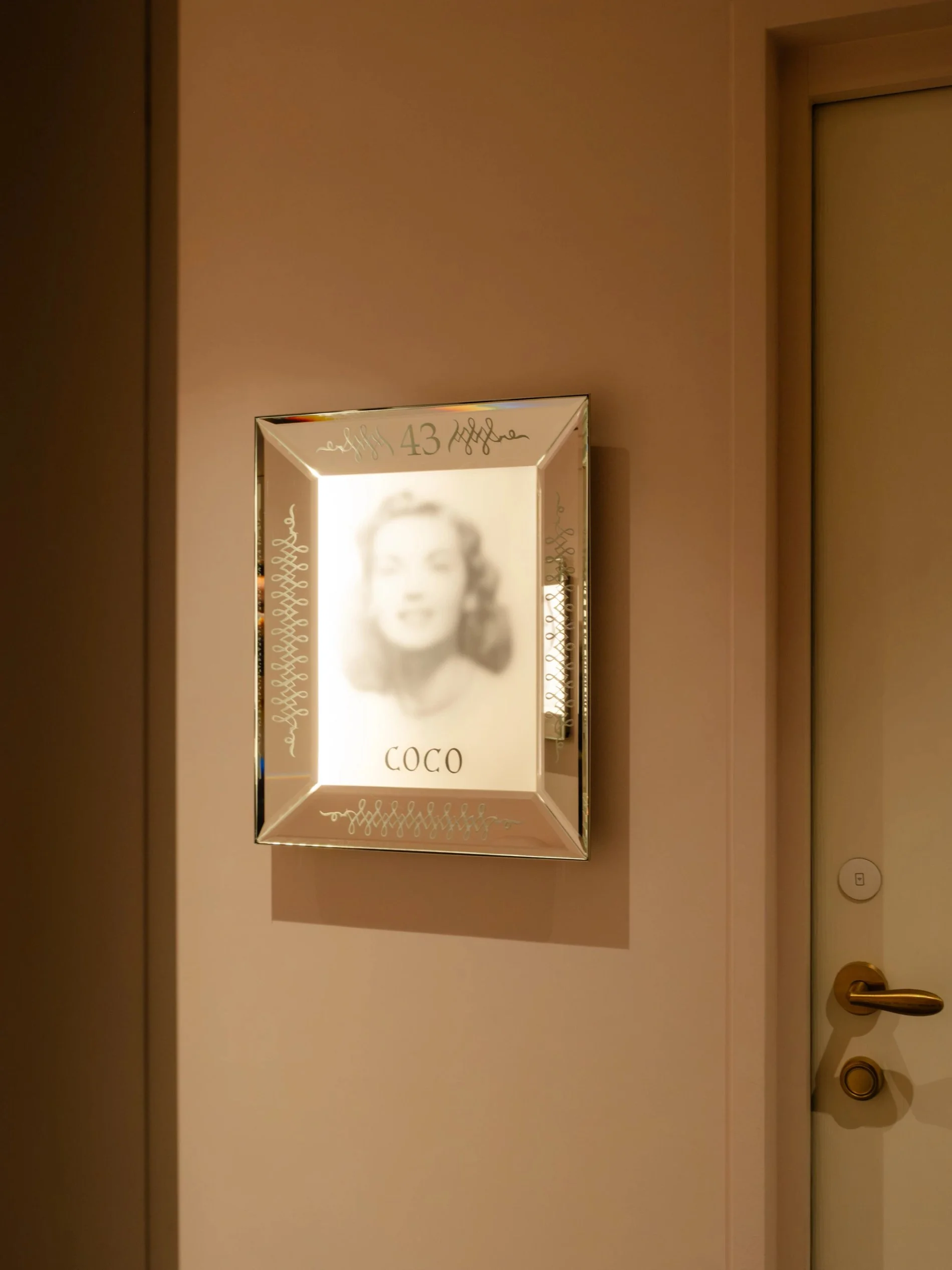 9 Confidentiel interior